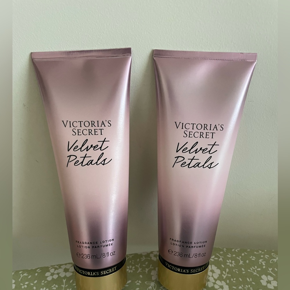 Victoria’s Secret Velvet Petals Lotion  lot of 2